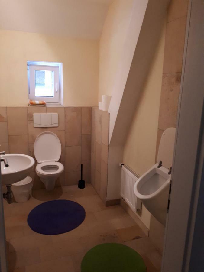 Gaestehaus Gl Ellwangen Exteriör bild