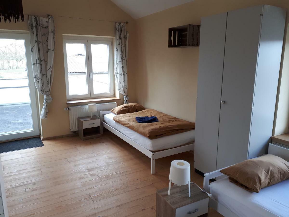 Gaestehaus Gl Ellwangen Exteriör bild