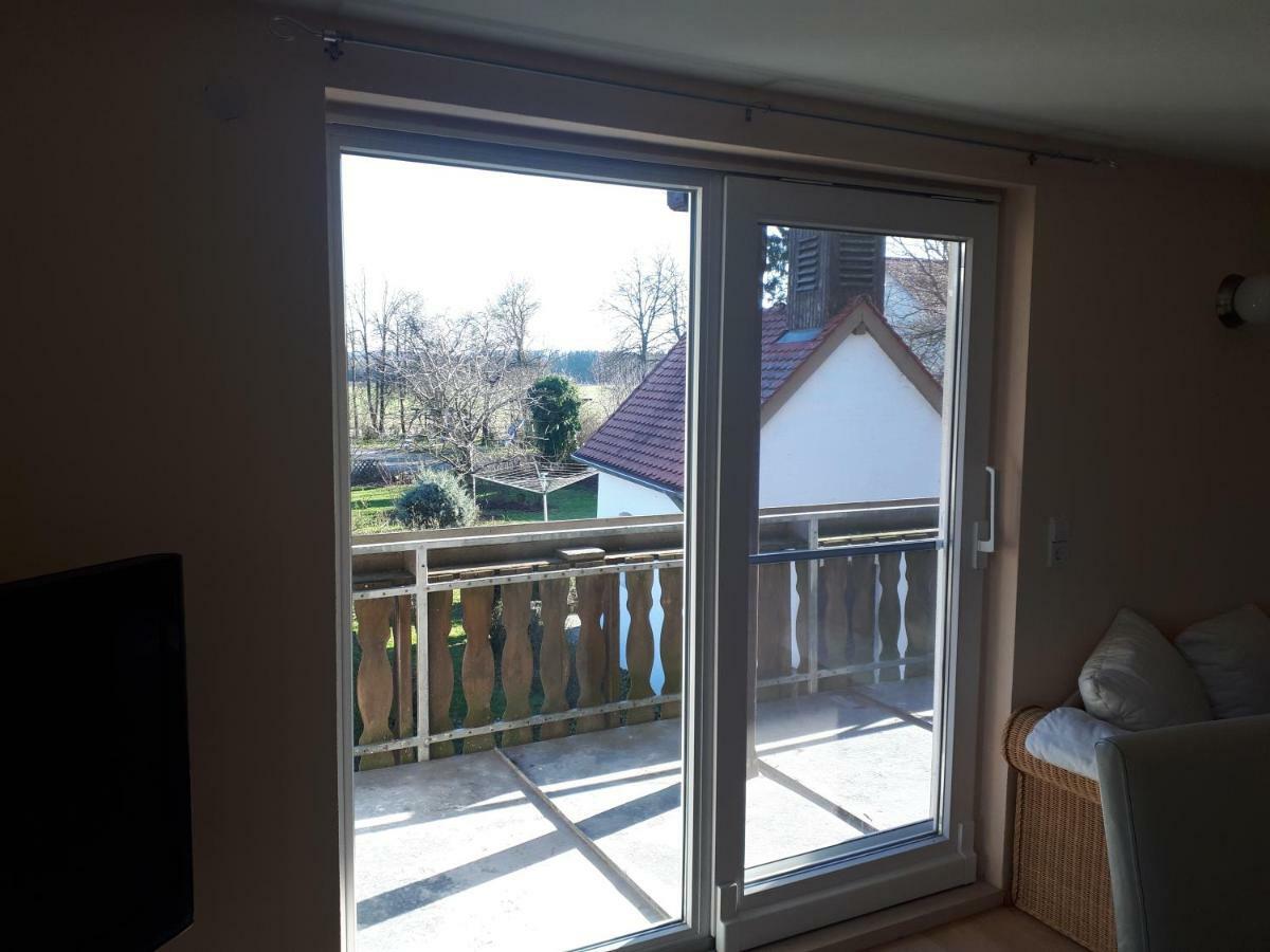 Gaestehaus Gl Ellwangen Exteriör bild