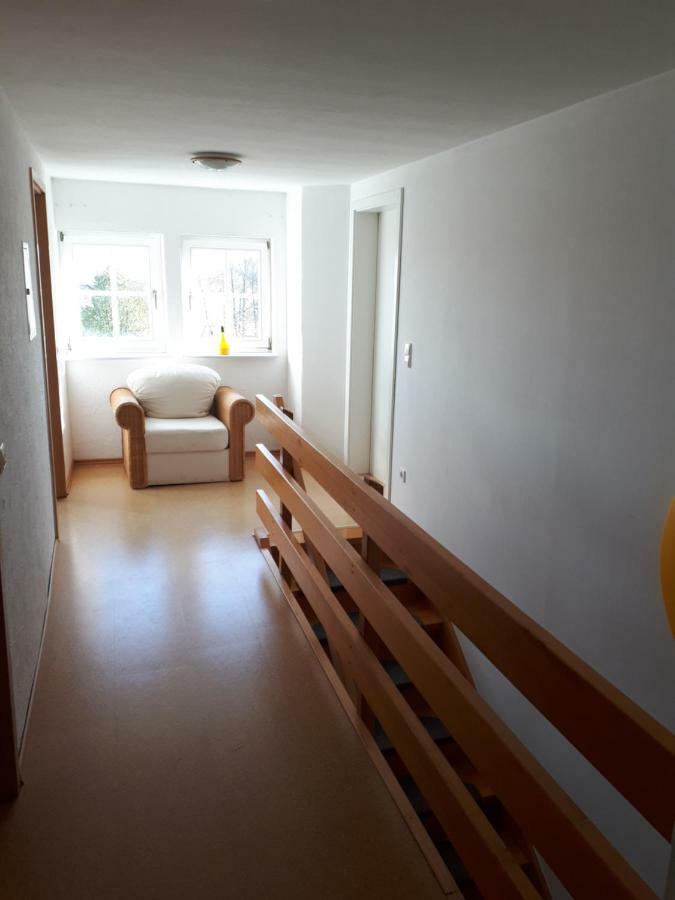 Gaestehaus Gl Ellwangen Exteriör bild