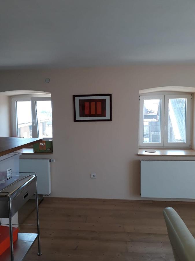 Gaestehaus Gl Ellwangen Exteriör bild
