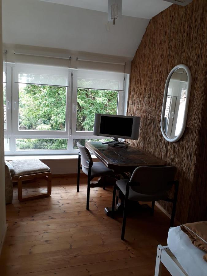Gaestehaus Gl Ellwangen Exteriör bild